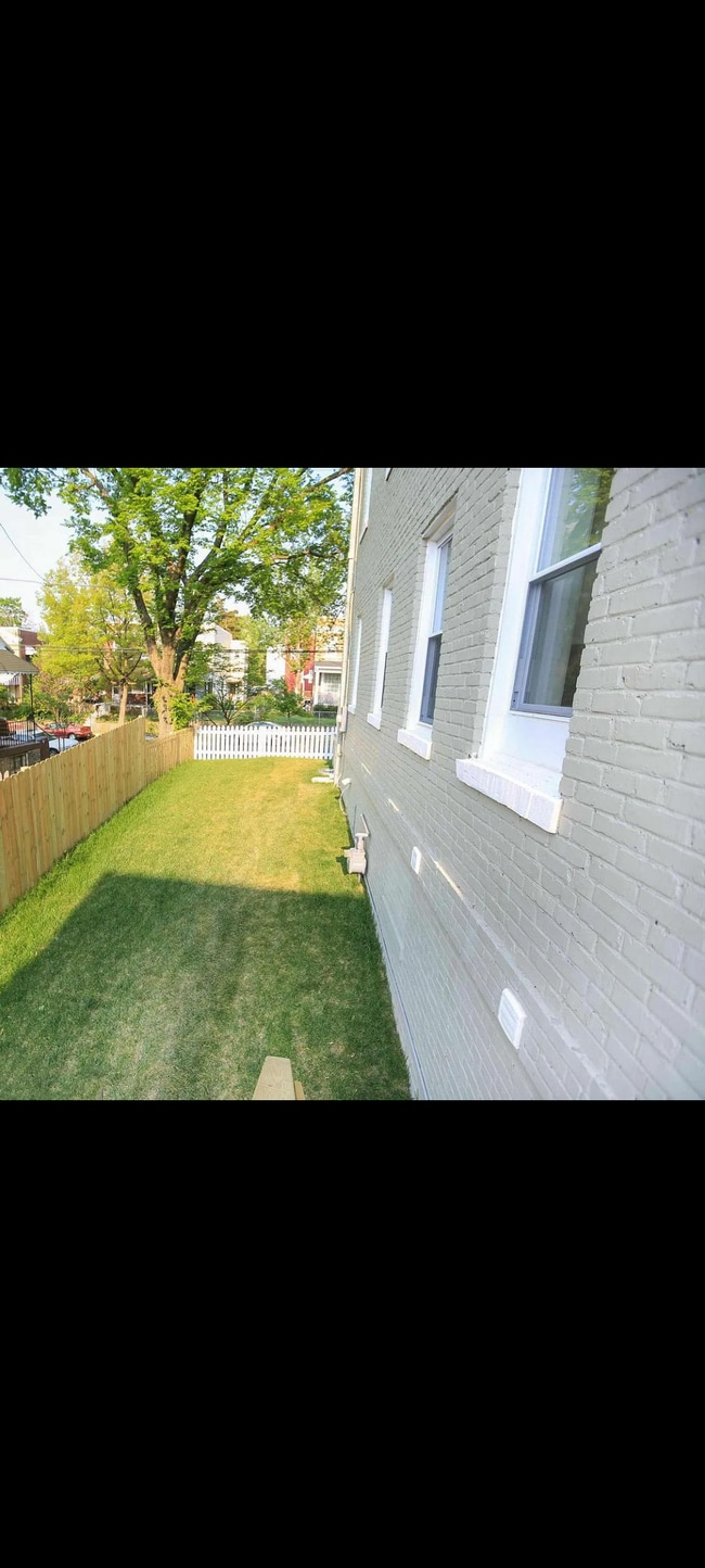6409 7th St NW in Washington, DC - Building Photo - Building Photo