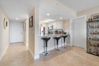 1801 Marina Isle Way-Unit -406 in Jupiter, FL - Building Photo - Building Photo