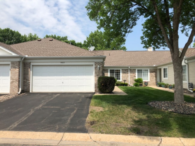 property at 9427 Prairieview Trail N