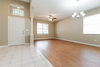 75 Fairmont Dr in Spring Hill, FL - Building Photo - Building Photo