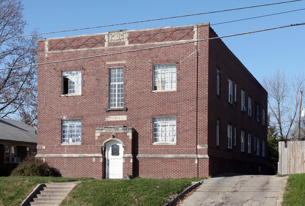 5140 E Washington St in Indianapolis, IN - Building Photo