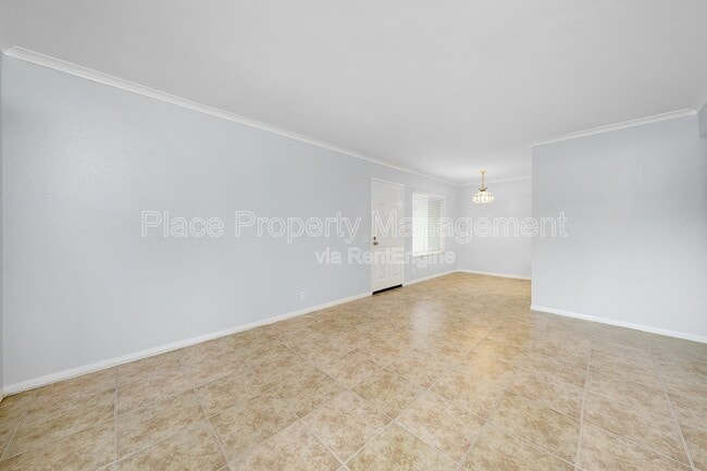 4050 Porte La Paz in San Diego, CA - Building Photo - Building Photo