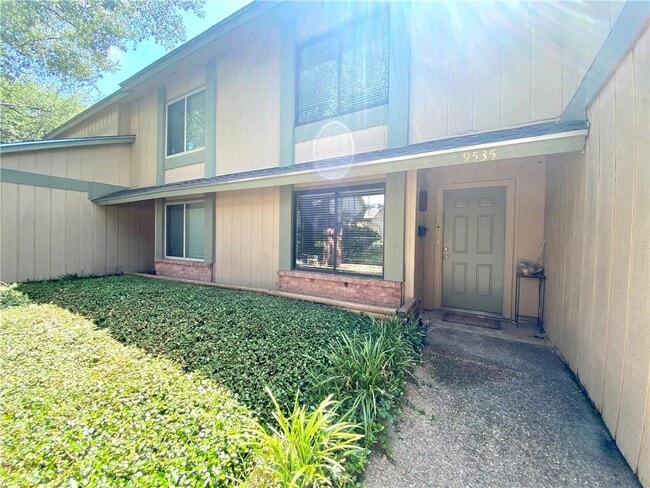9535 Quail Village Ln in Austin, TX - Building Photo - Building Photo