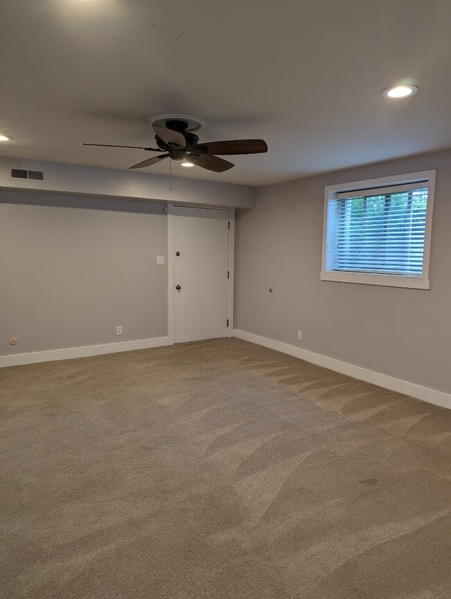 11338 S 2700 W, Unit basement apartment in South Jordan, UT - Building Photo - Building Photo