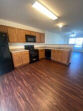 6021 Cullen Dr in La Vergne, TN - Building Photo - Building Photo