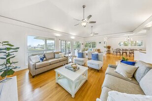 4128 Rooke Pl in Princeville, HI - Building Photo