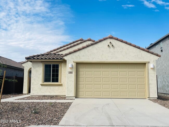 1561 Sabel Ct in San Tan Valley, AZ - Building Photo - Building Photo