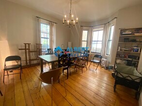 31 Athens St, Unit 1 in Cambridge, MA - Building Photo - Building Photo
