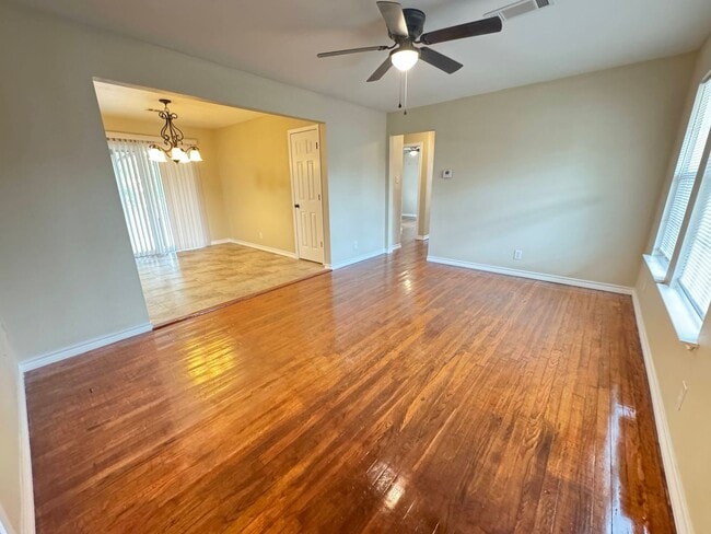 3105 Zephyr Rd in Killeen, TX - Building Photo - Building Photo