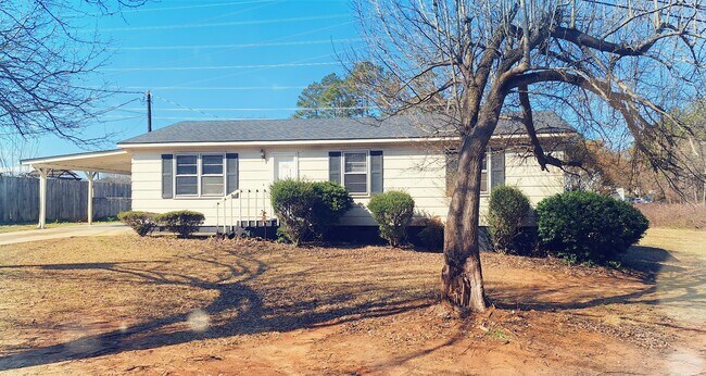 500 Country Creek Dr in Anderson, SC - Building Photo - Building Photo