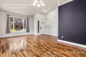 9217 Carys St SE in Yelm, WA - Building Photo - Building Photo