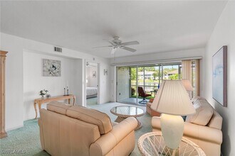 452 Belina Dr in Naples, FL - Building Photo - Building Photo