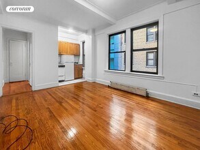 155 E 52nd St in New York, NY - Building Photo - Building Photo