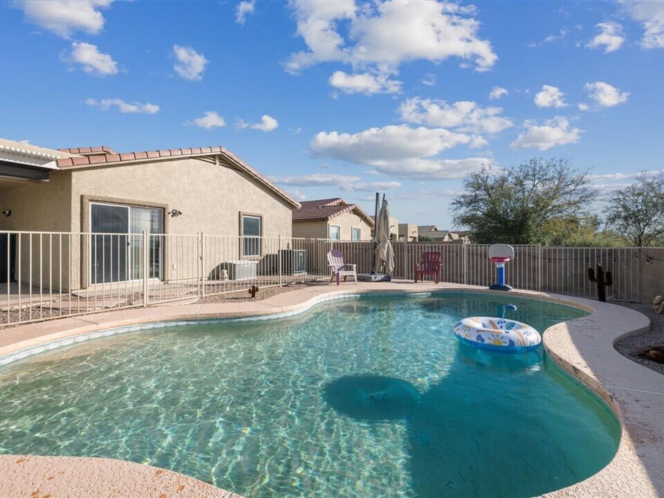 6186 S Wheaton Dr in Tucson, AZ - Building Photo