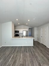 2623 Road 5724 in Cleveland, TX - Foto de edificio - Building Photo