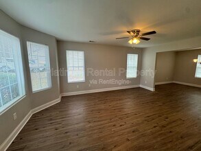 2793 Oakvale Falls Dr in Decatur, GA - Building Photo - Building Photo