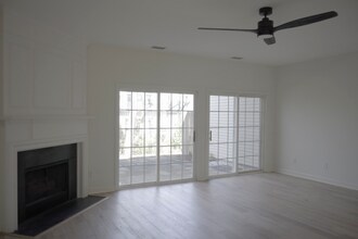 2719 Thornbush Ct in Charlotte, NC - Foto de edificio - Building Photo