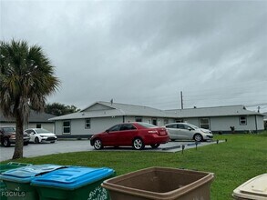 502 NE 25th Ave in Cape Coral, FL - Building Photo - Building Photo