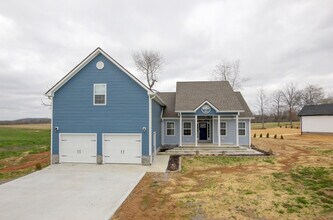 127 Riverbend Dr in Elkton, KY - Building Photo - Building Photo