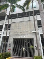 455 NE 25th St in Miami, FL - Building Photo