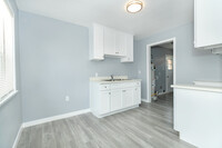 1304 W 134th St, Unit 1304 photo'