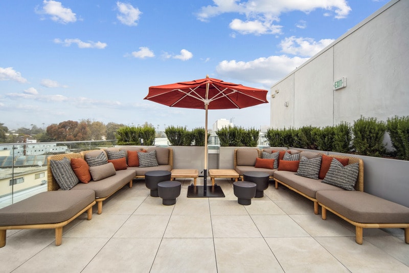 Willow Santa Monica in Santa Monica, CA - Building Photo