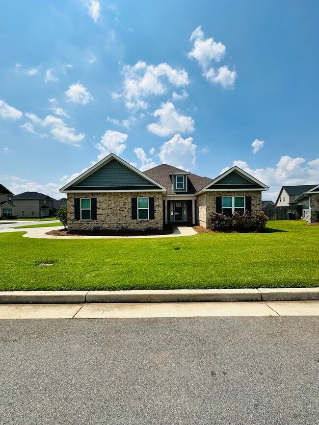property at 600 Broderick Cir