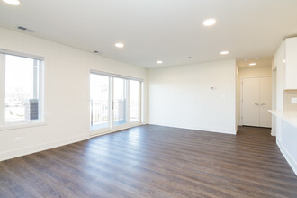1212 Vine Ave in Park Ridge, IL - Building Photo - Building Photo