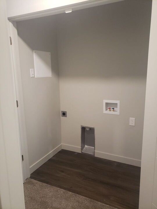 572 S 100 W in Springville, UT - Building Photo