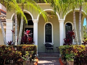 3706 80th Dr E in Sarasota, FL - Building Photo - Building Photo