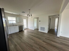 7511 Danford Pl in Okahumpka, FL - Building Photo - Building Photo