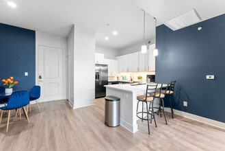 310 N Malcolm X Blvd in Dallas, TX - Building Photo - Building Photo