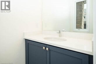 74 Granka St in Brantford, ON - Building Photo - Building Photo