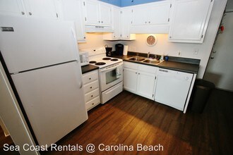1404 Canal Dr-Unit -Unit #36 in Carolina Beach, NC - Building Photo - Building Photo