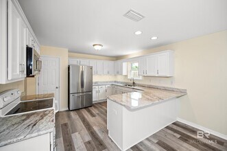 25930 Overton Dr in Daphne, AL - Building Photo - Building Photo