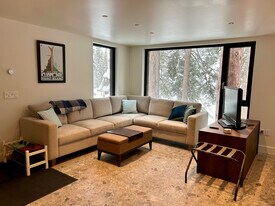 11457 E Willow Fork Ln, Unit 2 in Salt Lake City, UT - Building Photo