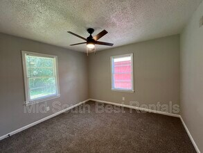 3757 Alma Dr in Memphis, TN - Building Photo - Building Photo