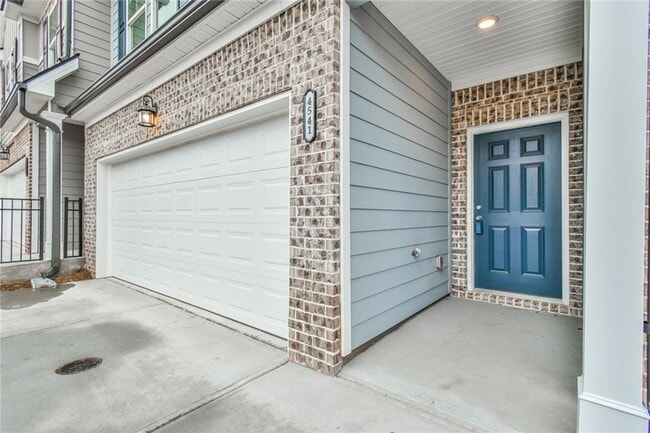 4541 Bishops Ln in Oakwood, GA - Building Photo - Building Photo