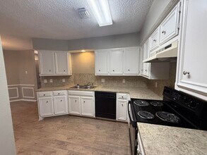 5552 93rd St in Lubbock, TX - Building Photo - Building Photo