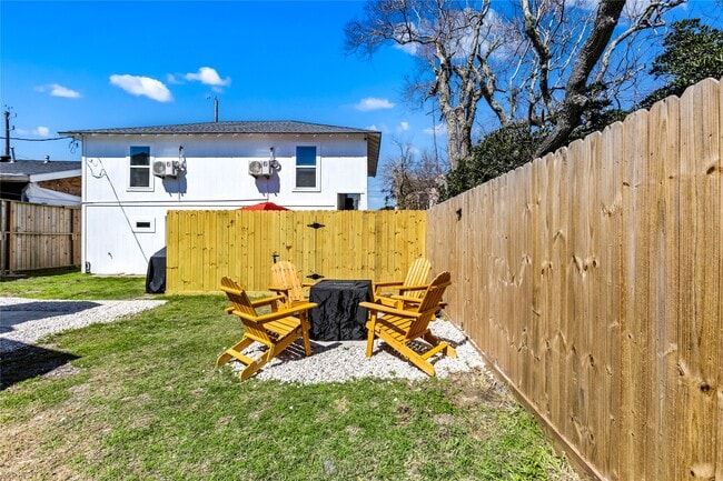 property at 3624 Avenue S 1/2