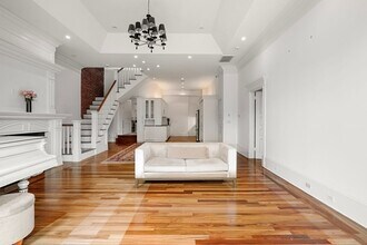 261 Commonwealth Ave in Boston, MA - Building Photo - Building Photo