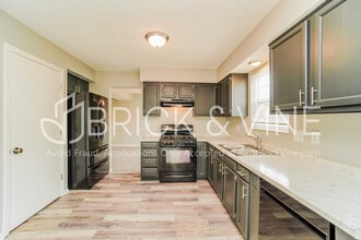 2839 Beal Dr in Columbus, OH - Building Photo - Building Photo