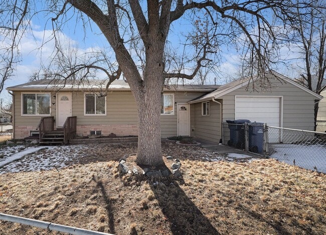 property at 3110 W Bear Creek Dr