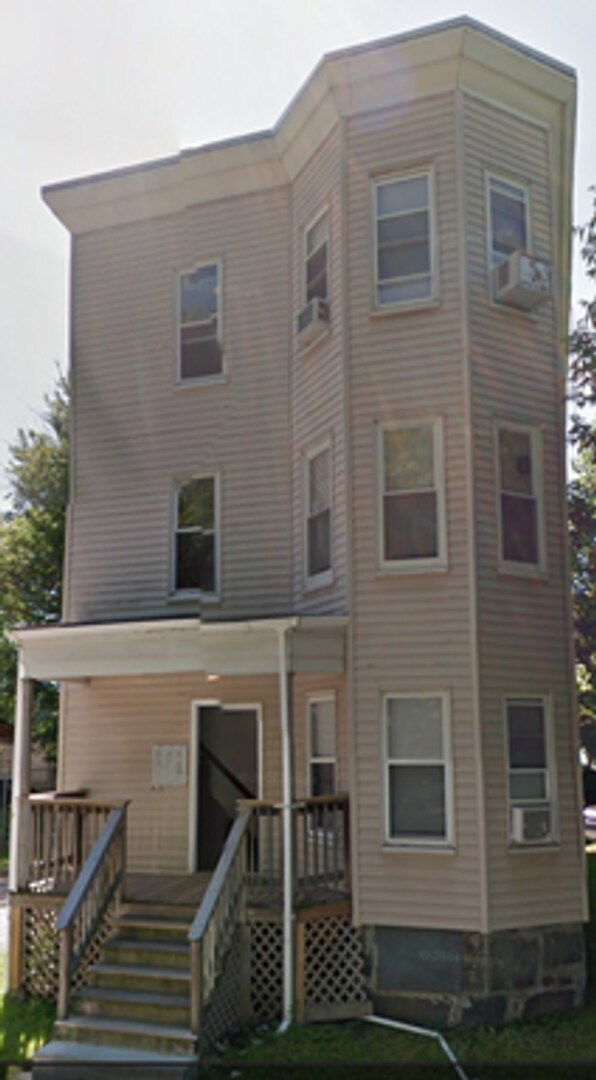 property at 62 Torrey St