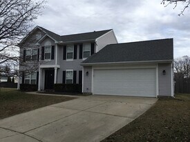 2186 Ferndown Dr in Miamisburg, OH - Building Photo