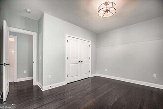 338 7th St NE in Atlanta, GA - Foto de edificio - Building Photo