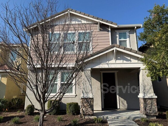 5471 Westhampton Way in Sacramento, CA - Building Photo - Building Photo