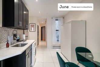 Room in Shared 4 bed/2 bath home in New York, NY - Foto de edificio - Building Photo