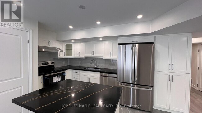 114 Rea Dr in Centre Wellington, ON - Building Photo - Building Photo