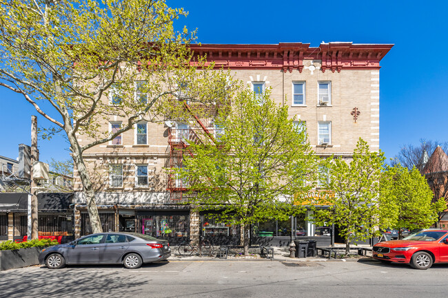 225 Decatur Street in Brooklyn, NY - Building Photo - Building Photo